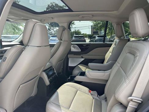 Certified 2022 Lincoln Aviator Reserve w/ Equipment Group 201A AWD/4WD image 29