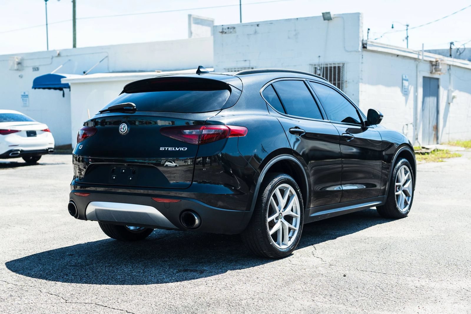 Used 2019 Alfa Romeo Stelvio Ti AWD/4WD image 7
