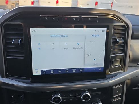 Used 2021 Ford F150 Lariat w/ Equipment Group 501A Mid image 20