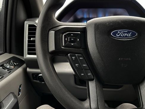 Used 2017 Ford F350 XLT w/ Camper Package image 31