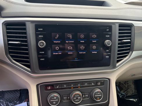 Used 2021 Volkswagen Atlas SE AWD/4WD image 17