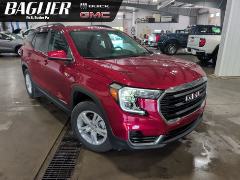 Used 2024 GMC Terrain SLE w/ Driver Convenience Package AWD/4WD image 1