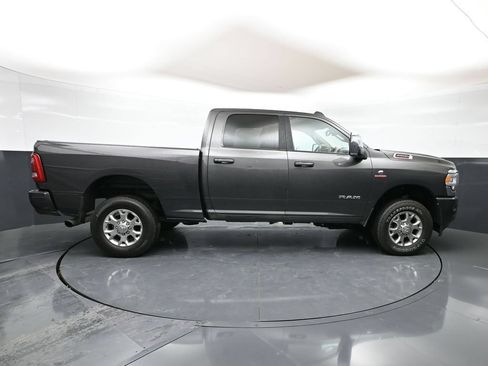 Used 2024 RAM 2500 Laramie AWD/4WD image 33