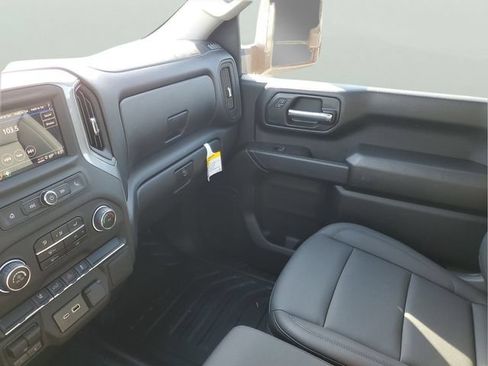 New 2025 Chevrolet Silverado 2500 W/T AWD/4WD image 18