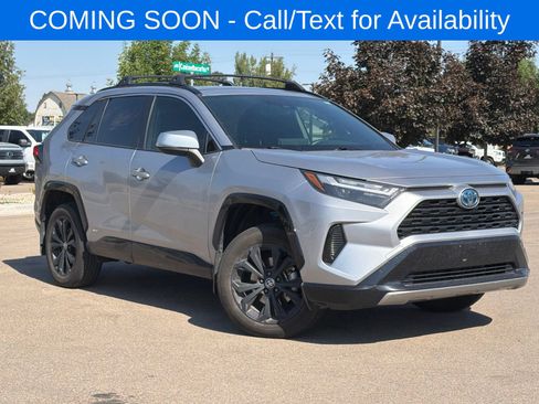 Used 2022 Toyota RAV4 SE w/ Convenience Package AWD/4WD image 1