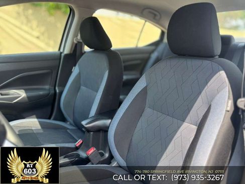 Used 2023 Nissan Versa SV FWD image 13