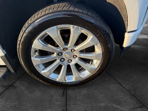 Used 2019 Chevrolet Silverado 1500 High Country image 27