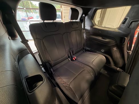Used 2023 Jeep Grand Cherokee L Summit AWD/4WD image 6