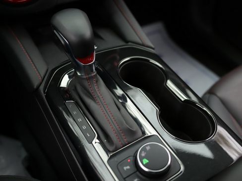 Used 2025 Chevrolet Blazer RS image 21