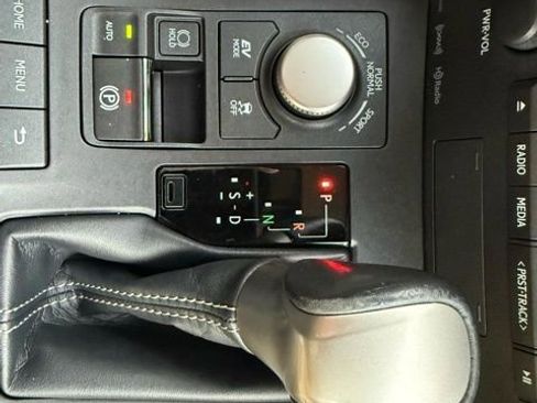 Used 2016 Lexus NX 300h AWD w/ Luxury Package image 15