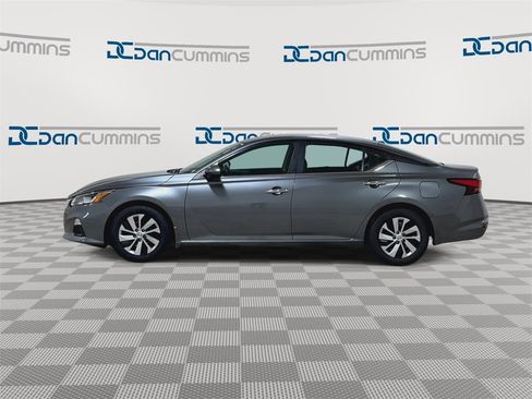 Used 2021 Nissan Altima 2.5 S w/ Driver Assist Package image 5