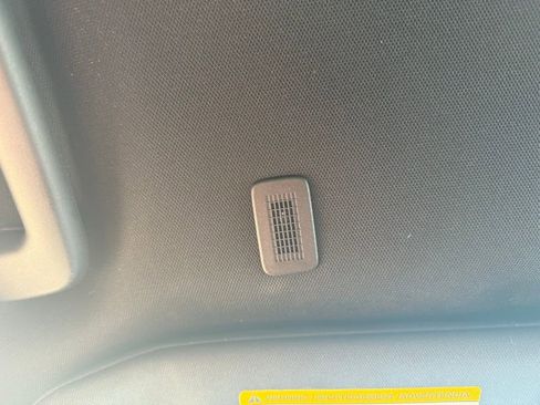 Used 2023 Ford Edge ST-Line image 44