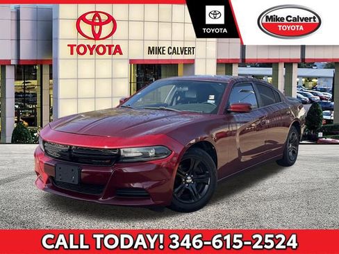 Used 2020 Dodge Charger SXT w/ Leather Interior Group image 1