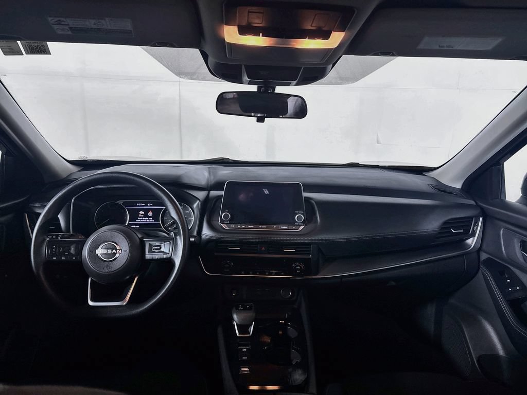 Used 2024 Nissan Rogue SV FWD image 12