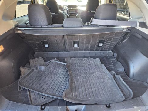 Used 2021 Subaru Crosstrek 2.0i Premium w/ Moonroof Package image 5