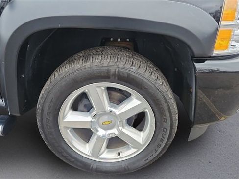 Used 2009 Chevrolet Silverado 1500 LT w/ All Star Package image 17