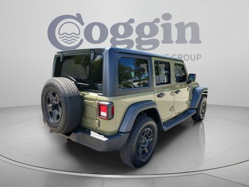 Used 2026 Jeep Wrangler Unlimited Sport AWD/4WD image 3
