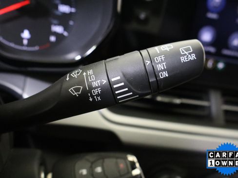 Used 2025 Chevrolet Trax LS FWD image 31