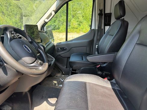 Used 2022 Ford Transit 350 148 High Roof AWD image 7