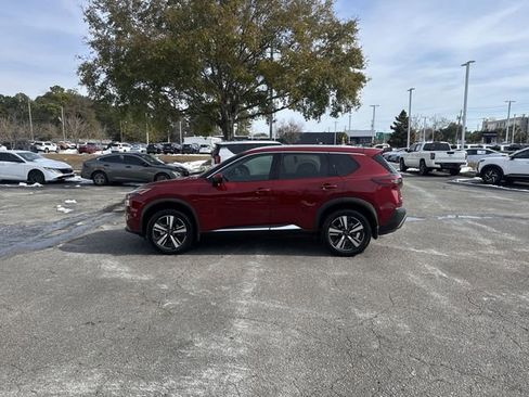 Used 2023 Nissan Rogue SL w/ SL Premium Package image 8