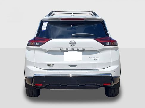 New 2026 Nissan Rogue Platinum image 7