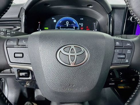 Used 2025 Toyota Camry SE w/ Multimedia Upgrade Package FWD image 16