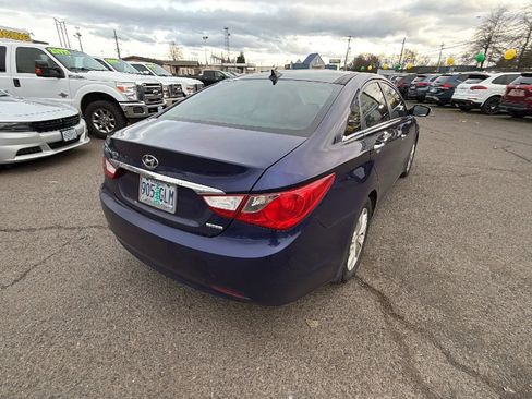 Used 2013 Hyundai Sonata Limited w/ Premium Pkg image 4