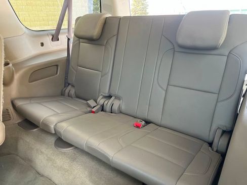 Used 2018 GMC Yukon XL SLT w/ Open Road Package image 6