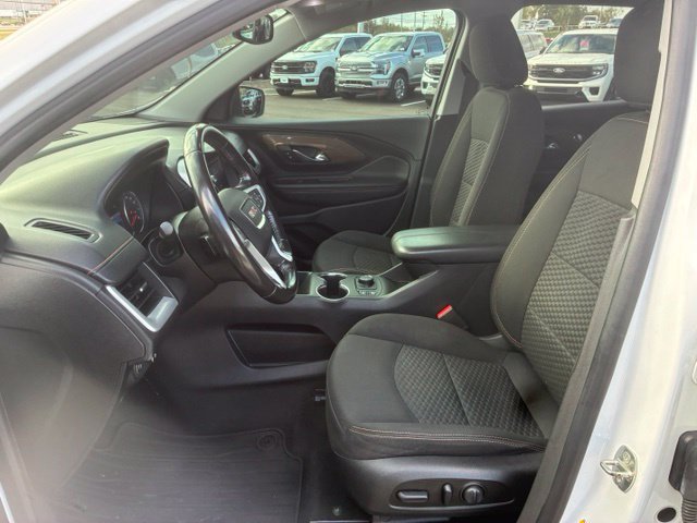 Used 2019 GMC Terrain SLE w/ Driver Convenience Package AWD/4WD image 17