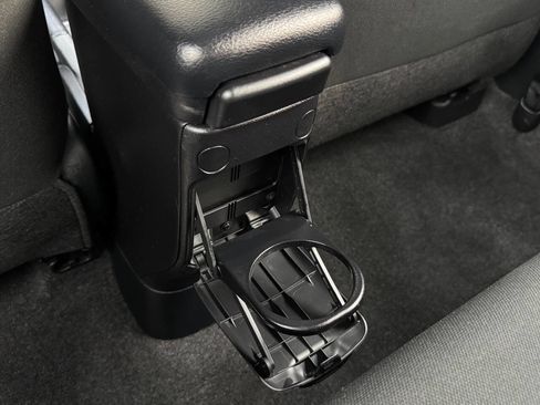 Used 2016 Toyota Prius C Two image 29