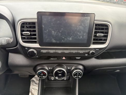 Used 2023 Hyundai Venue SEL w/ Cargo Package FWD image 58