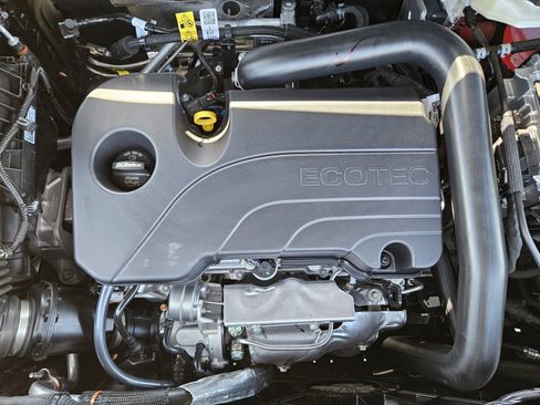 New 2026 Chevrolet Equinox LT w/ Convenience Package II FWD image 20
