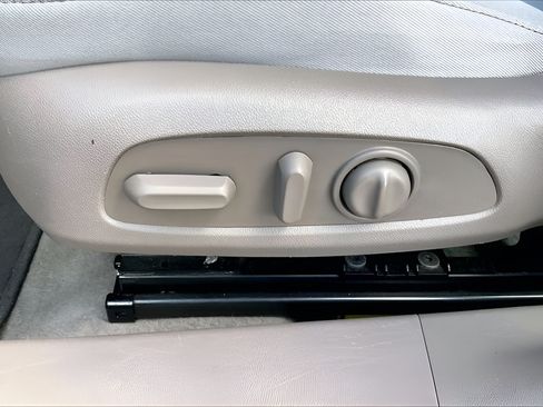 Used 2024 Chevrolet Malibu LT FWD image 26