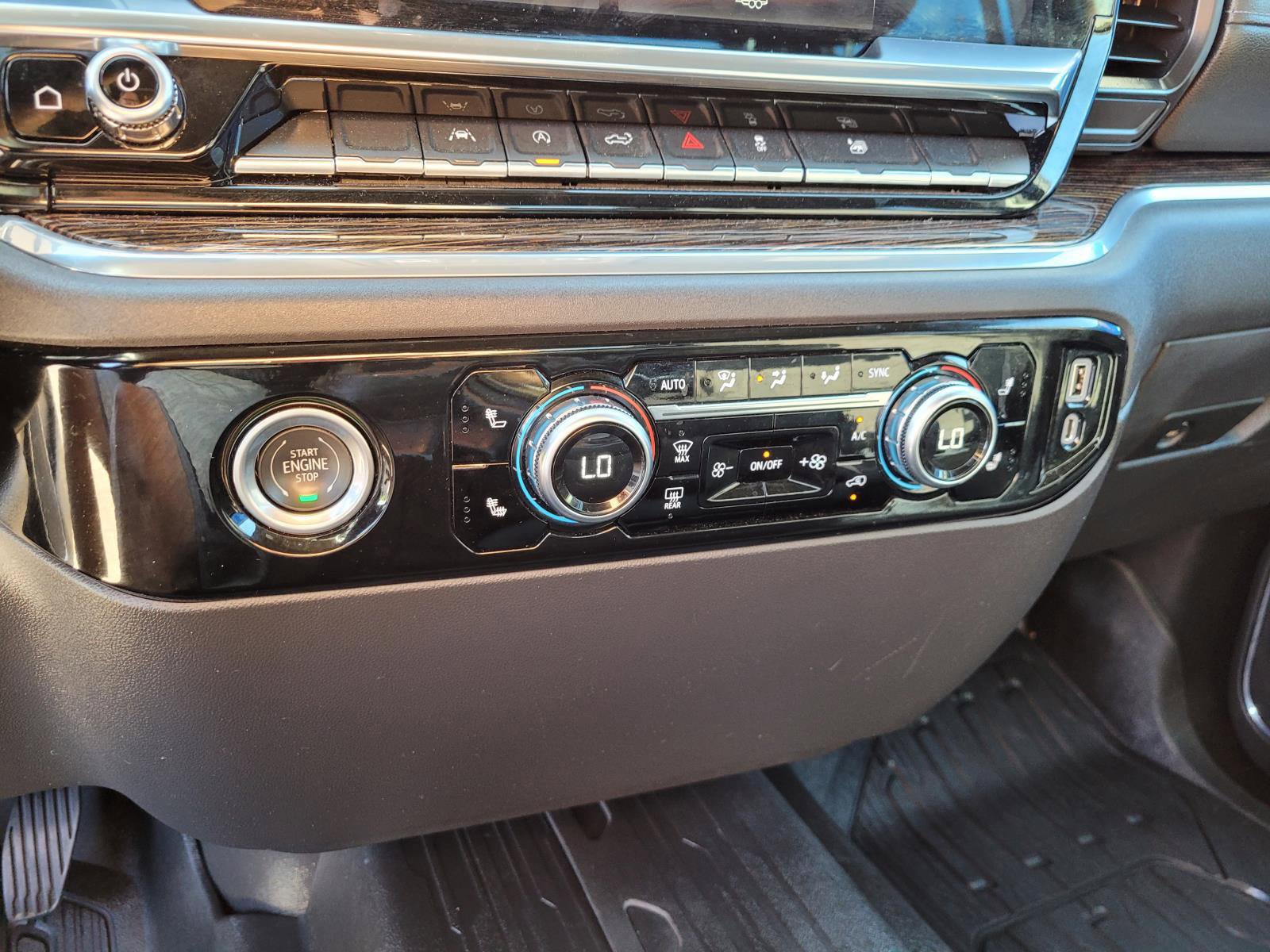 Used 2023 GMC Sierra 1500 Elevation AWD/4WD image 26
