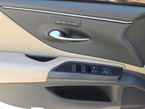 Used 2019 Lexus ES 350 w/ Premium Package FWD image 15