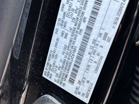 Used 2020 Ford Escape SE AWD/4WD image 18