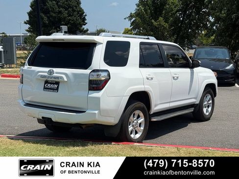 Used 2016 Toyota 4Runner SR5 Premium RWD image 7