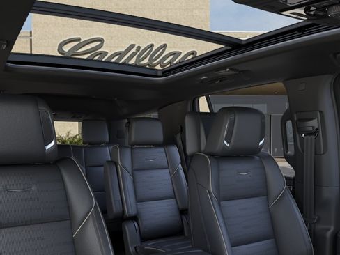 New 2026 Cadillac Escalade Luxury AWD/4WD image 24