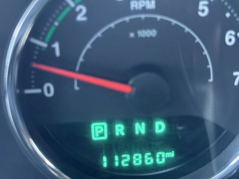 Used 2018 Jeep Wrangler Sport w/ Connectivity Group AWD/4WD image 21