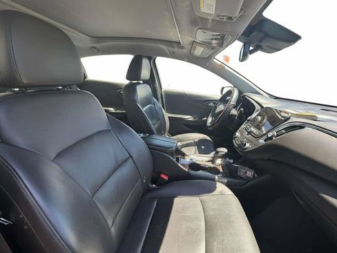 Used 2023 Chevrolet Malibu LT w/ Redline Edition FWD image 8