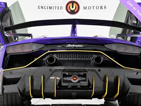Used 2021 Lamborghini Aventador SVJ image 14