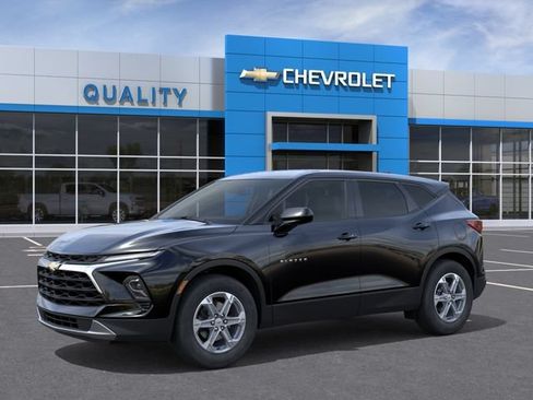 New 2026 Chevrolet Blazer LT FWD image 2