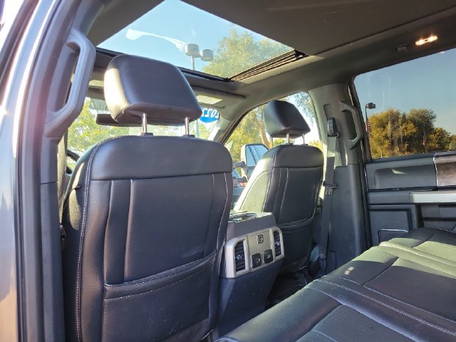 Used 2022 Ford F350 Lariat w/ Tremor Off-Road Package AWD/4WD image 28