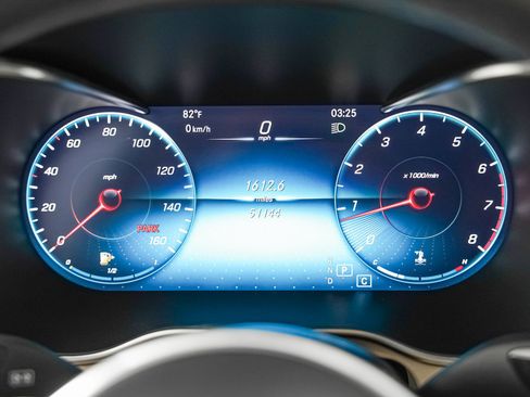 Certified 2022 Mercedes-Benz GLC 300 image 17