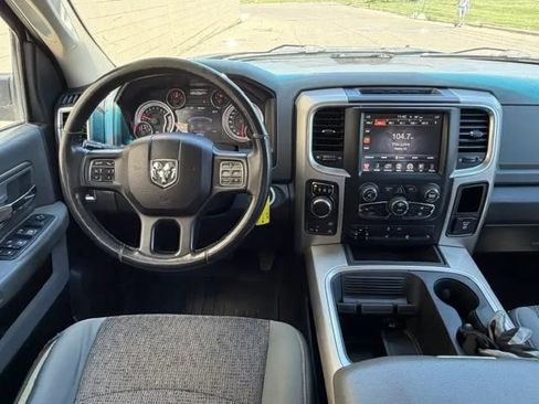 Used 2017 RAM 1500 Classic SLT AWD/4WD image 12