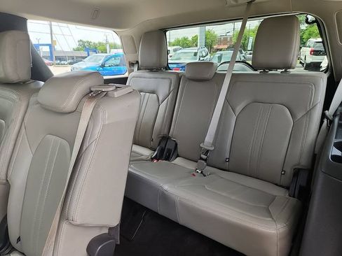 Certified 2018 Ford Expedition Limited AWD/4WD image 7