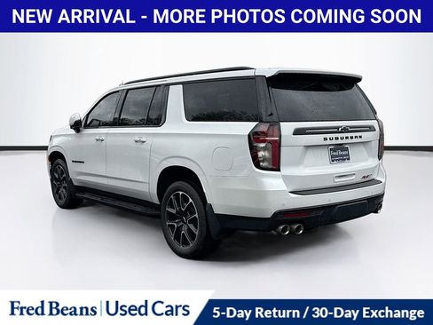Used 2023 Chevrolet Suburban RST w/ Sport Performance Package AWD/4WD image 6