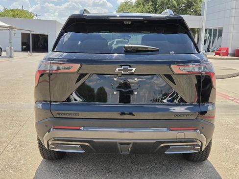 Used 2025 Chevrolet Equinox ACTIV w/ Safety and Technology Package FWD image 7