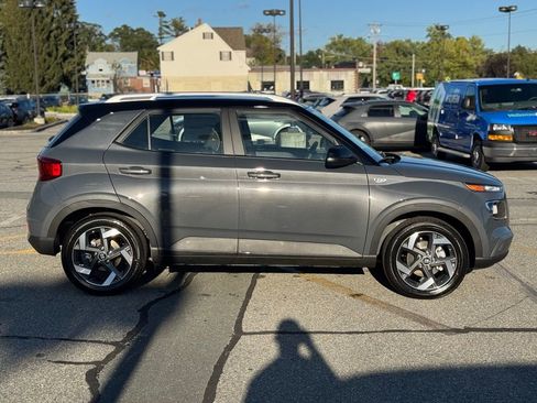 New 2026 Hyundai Venue SEL image 6