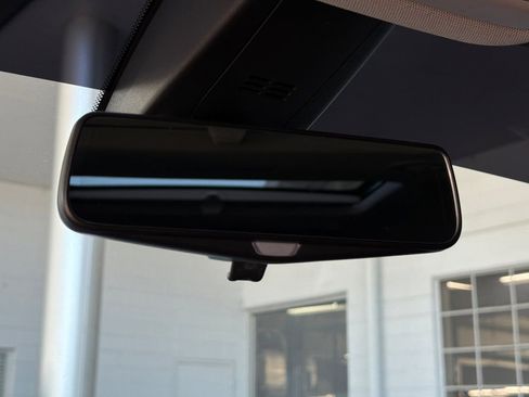 Used 2018 Chevrolet Traverse LT AWD/4WD image 25